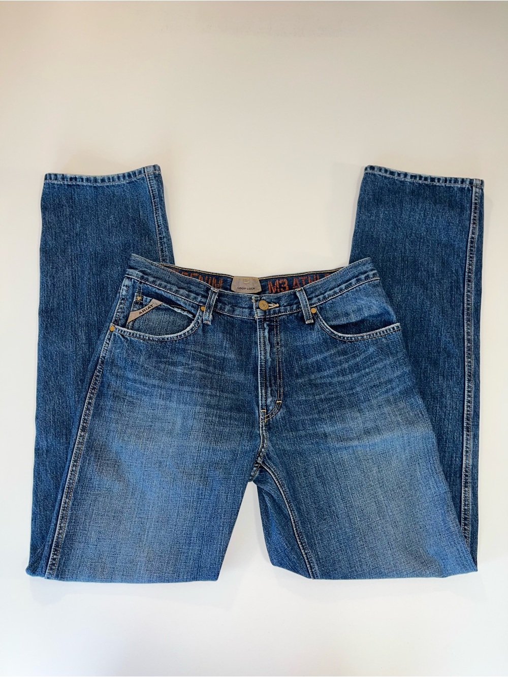 Ariat M3 Athletic Fit Jeans Loop Lock Medium Wash Blue Western Men’s 33x36 - Picture 2 of 14